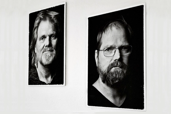 Fineart is zeer geschikt om te verlijmen op dibond, een unieke combinatie. Foto's Stef Oers.